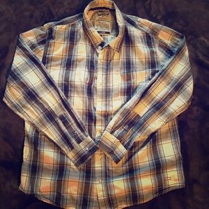 Men’s plaid button up